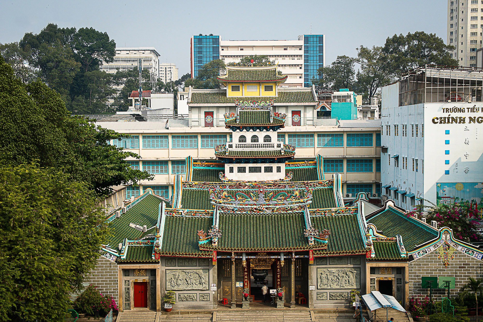 Quận có một nửa dân số là người Hoa, mang nét văn hoá đặc sắc bậc nhất Sài thành - Ảnh 2.