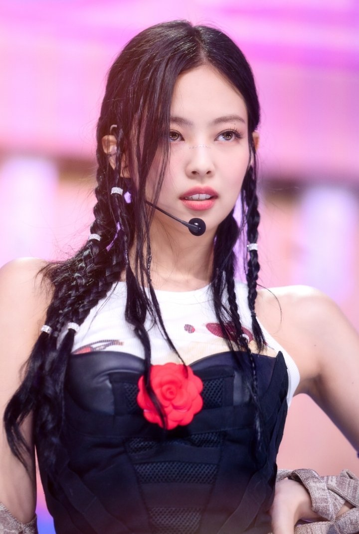 Sóng gió của Jennie Kim - Ảnh 4.