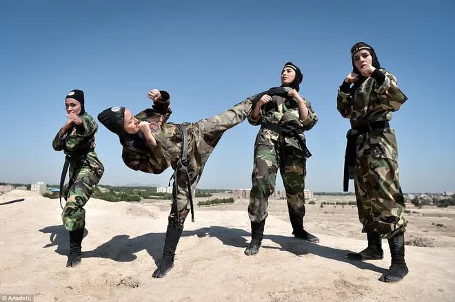 Phụ nữ Iran khiến phương Tây ấn tượng mạnh khi trở thành các nữ Ninja - Ảnh 3.