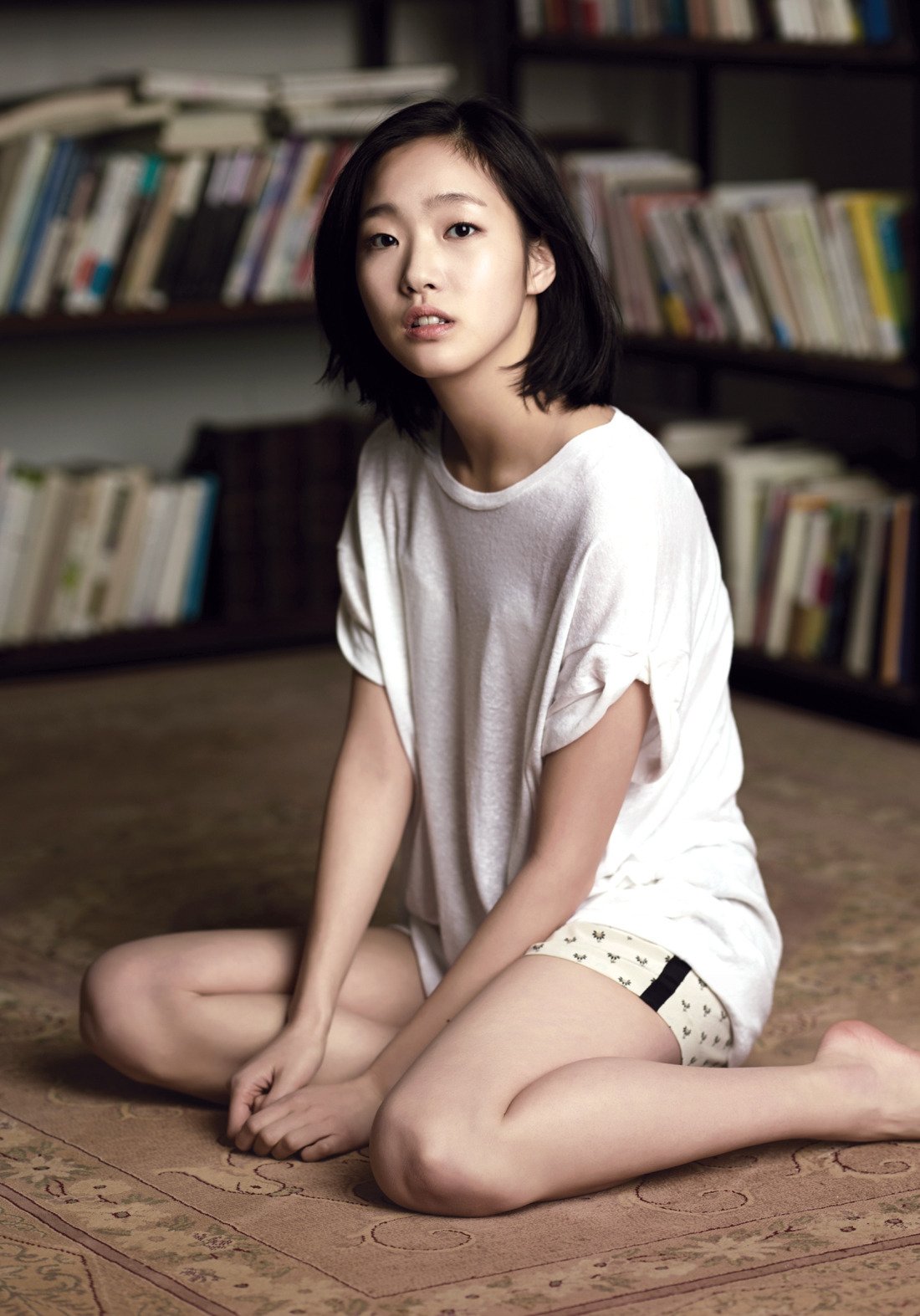Kim Go Eun: Nàng thơ Lee Min Ho đối xử đặc biệt, sao nữ hiếm hoi có tin đồn yêu Gong Yoo - Ảnh 2.