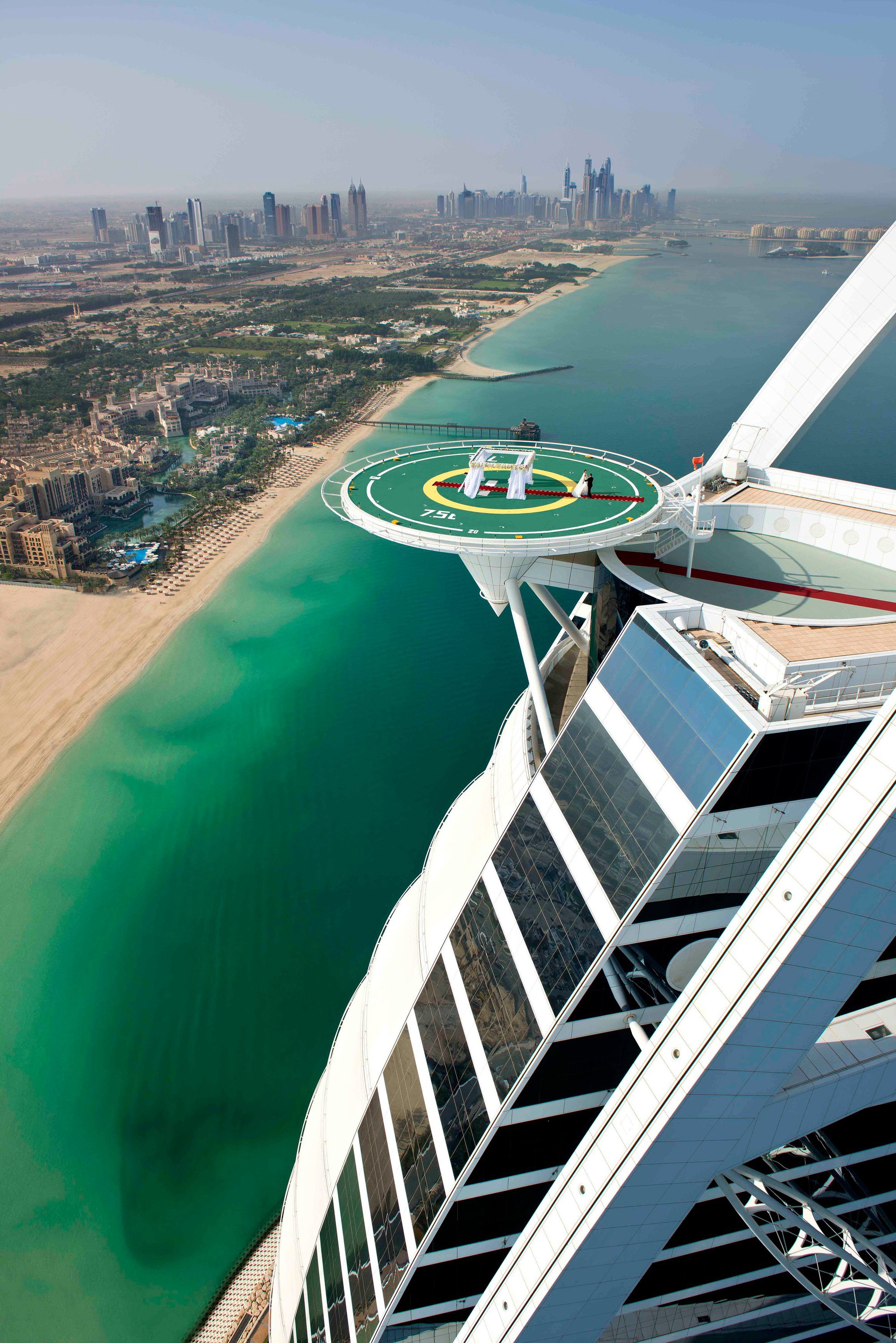 Có gì bên trong 'khách sạn 7 sao duy nhất trên thế giới' xa hoa bậc nhất Dubai? - Ảnh 11.