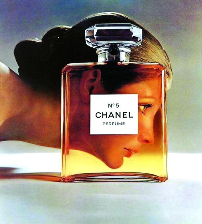 Coco Chanel - từ cô bé mồ côi mẹ tới huyền thoại thời trang, thay đổi dòng chảy thời đại - Ảnh 3.