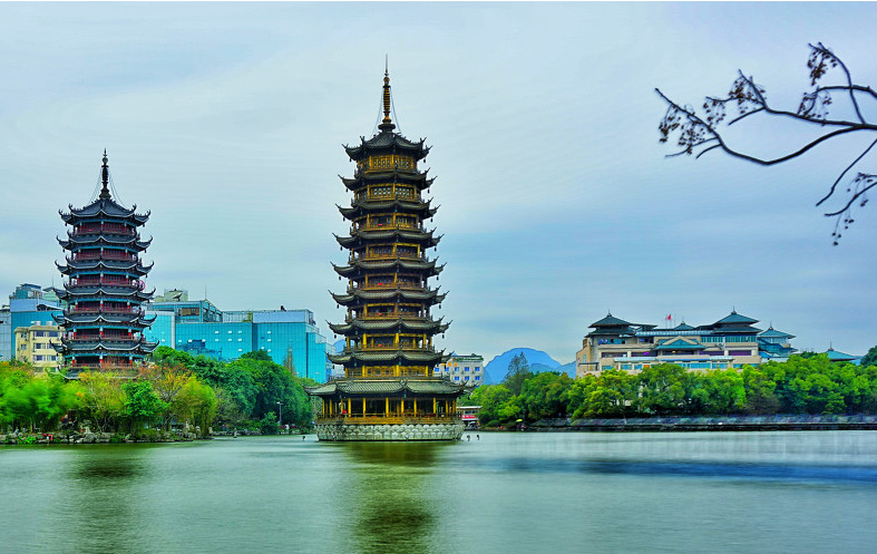 5 ngôi chùa có hồ nước đẹp long lanh: Việt Nam là lớn nhất! - Ảnh 10.