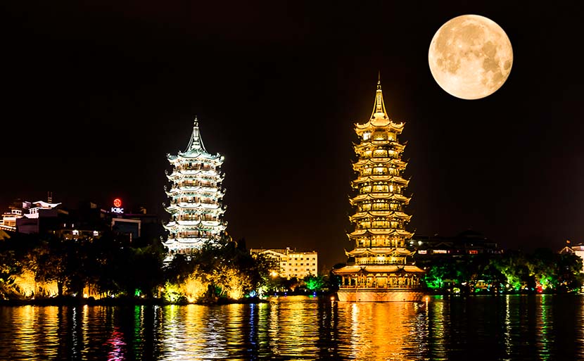 5 ngôi chùa có hồ nước đẹp long lanh: Việt Nam là lớn nhất! - Ảnh 11.