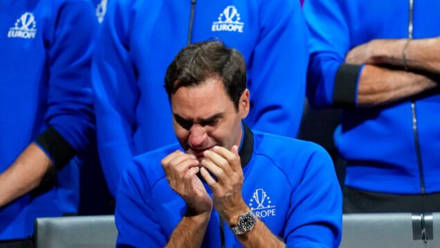 Tay vợt huyền thoại Roger Federer bật khóc khi giải nghệ với những cột mốc không thể nào quên - Ảnh 4.