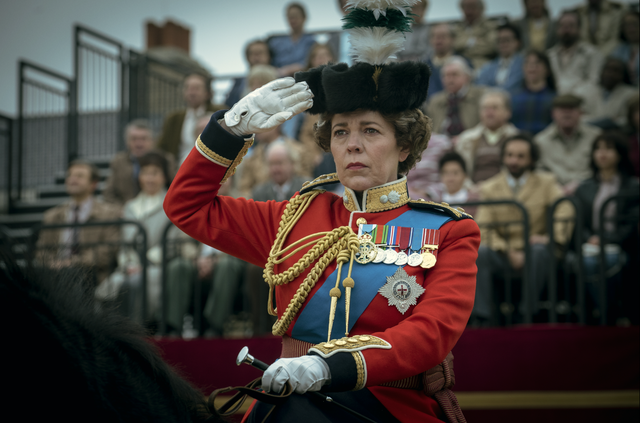 The Crown - series phim về Nữ hoàng Elizabeth II khiến Hoàng gia Anh đau đầu - Ảnh 4.