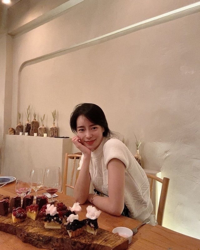 “Đối thủ của Song Hye Kyo” giữ vóc dáng nhờ tập Pilates  - Ảnh 3.