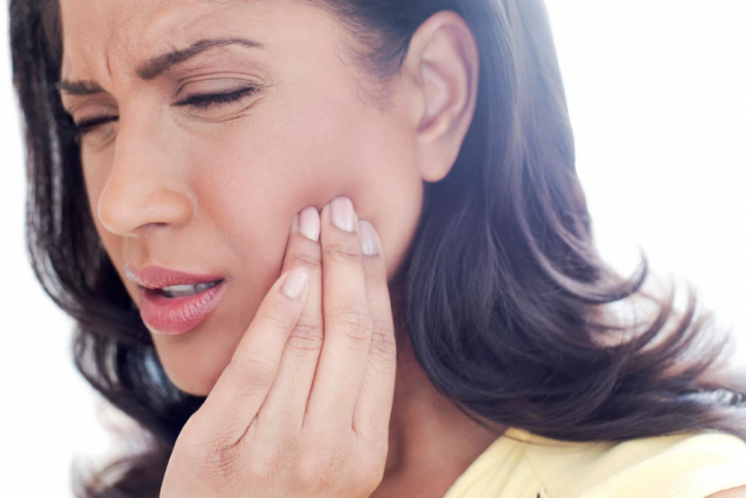 5 nguyên nhân gây đau nhói trong tai và cách điều trị - Ảnh 3.