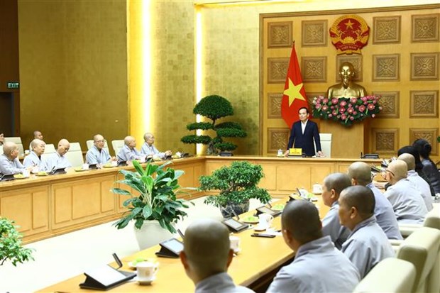 Phó Thủ tướng gặp mặt đại biểu Ni giới Giáo hội Phật giáo Việt Nam - Ảnh 1.