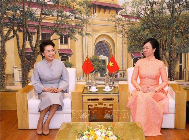 Phu nhân Chủ tịch nước và Phu nhân Tổng Bí thư, Chủ tịch nước Trung Quốc giao lưu với sinh viên- Ảnh 5.