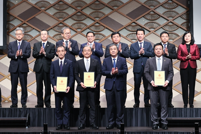 Các đối tác Việt Nam - Nhật Bản trao 30 văn kiện hợp tác- Ảnh 1.
