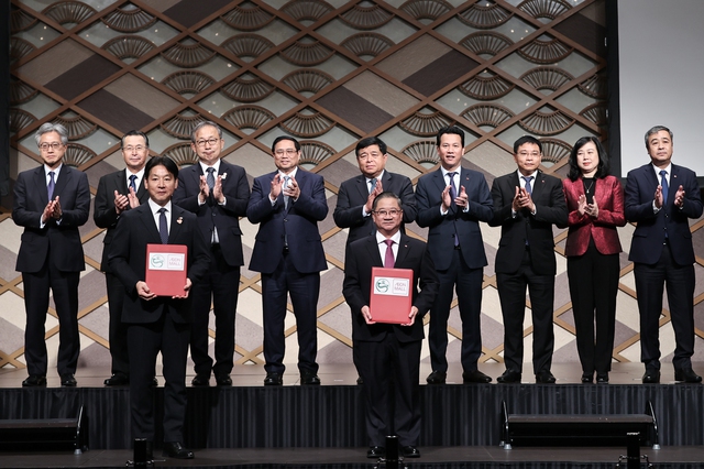 Các đối tác Việt Nam - Nhật Bản trao 30 văn kiện hợp tác- Ảnh 2.