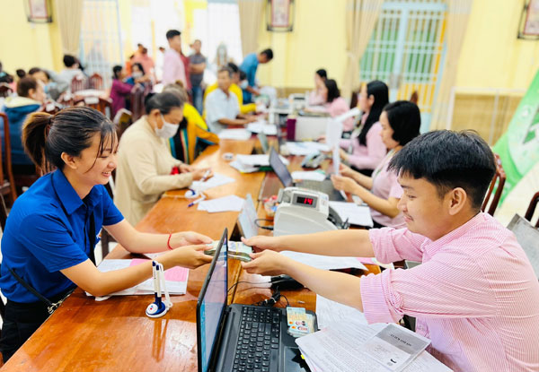 TP Hồ Chí Minh: Tiếp tục phát huy và tạo đột phá mới trong triển khai tín dụng chính sách xã hội- Ảnh 2.