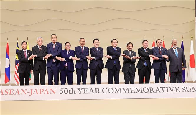 Thủ tướng dự Phiên khai mạc Hội nghị cấp cao kỷ niệm 50 năm quan hệ ASEAN - Nhật Bản- Ảnh 7.