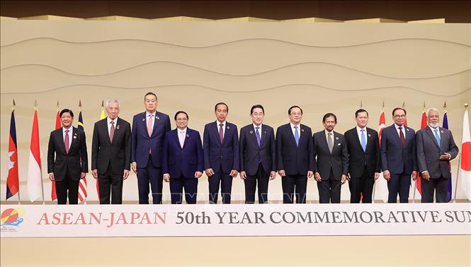 Thủ tướng dự Phiên khai mạc Hội nghị cấp cao kỷ niệm 50 năm quan hệ ASEAN - Nhật Bản- Ảnh 6.