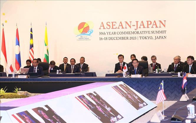 Thủ tướng dự Phiên khai mạc Hội nghị cấp cao kỷ niệm 50 năm quan hệ ASEAN - Nhật Bản- Ảnh 4.