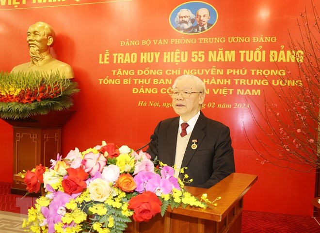 Lễ trao Huy hiệu 55 năm tuổi Đảng tặng Tổng Bí thư Nguyễn Phú Trọng - Ảnh 3.