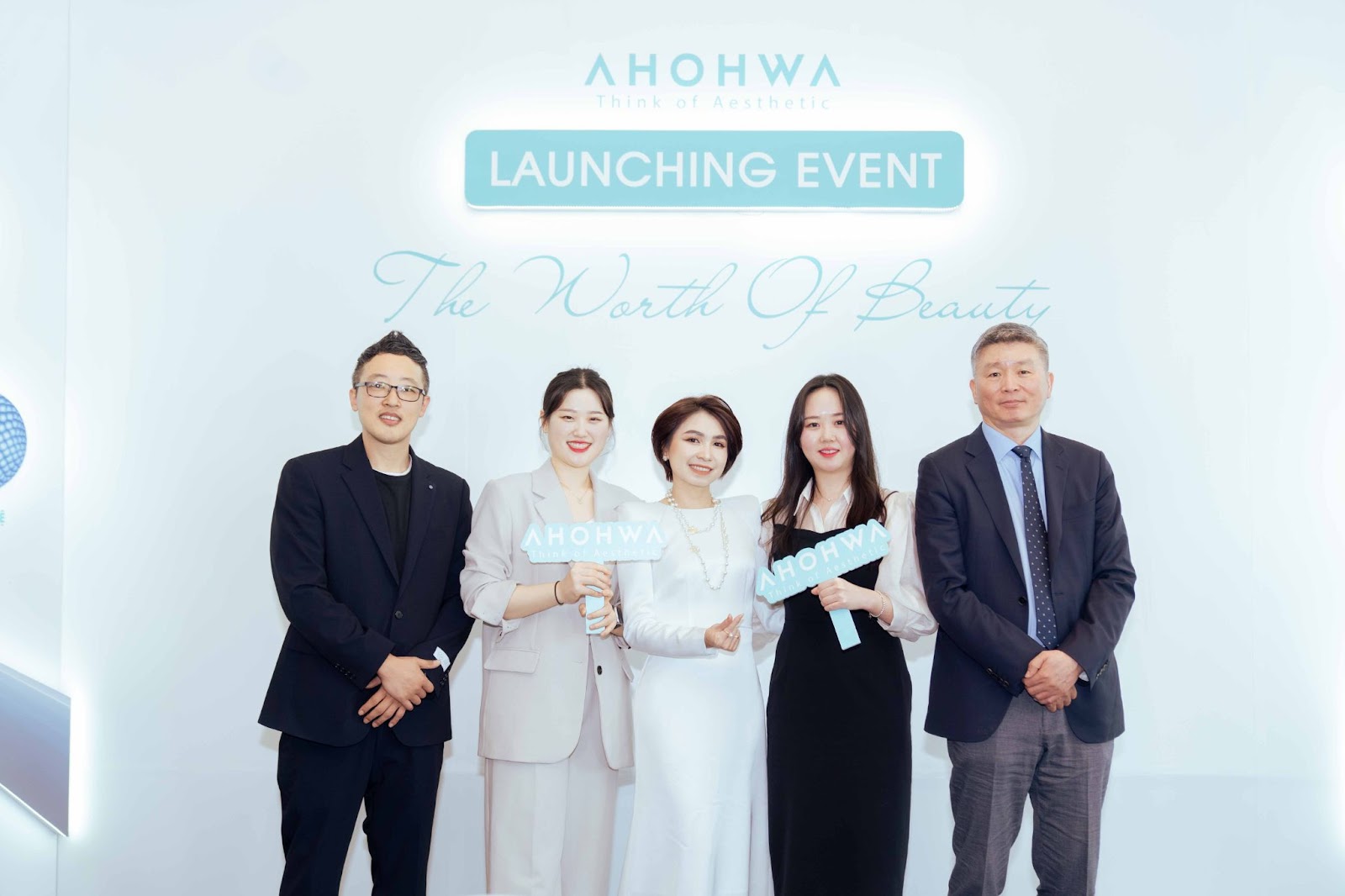 &quot;Vẻ đẹp xứng tầm&quot; - sự kiện khẳng định vị thế của thương hiệu Ahohwa trên thị trường mỹ phẩm thẩm mỹ Việt Nam - Ảnh 1.