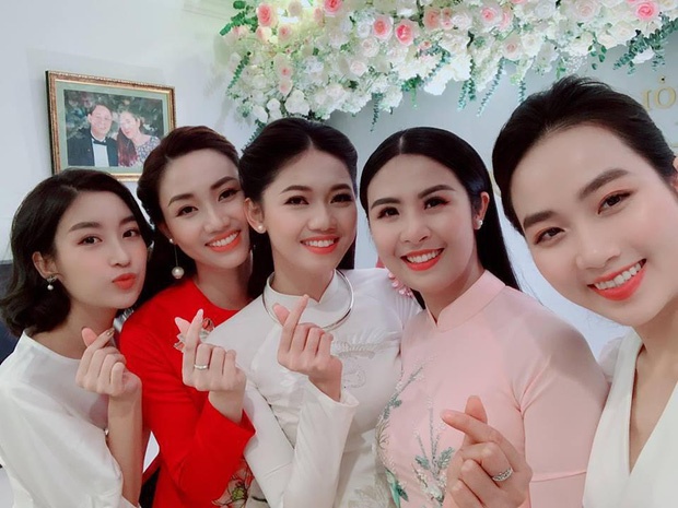 Đỗ Mỹ Linh và dàn người đẹp Vbiz so kè nhan sắc khi tụ họp mừng sinh nhật Hoa hậu Ngọc Hân - Ảnh 6.