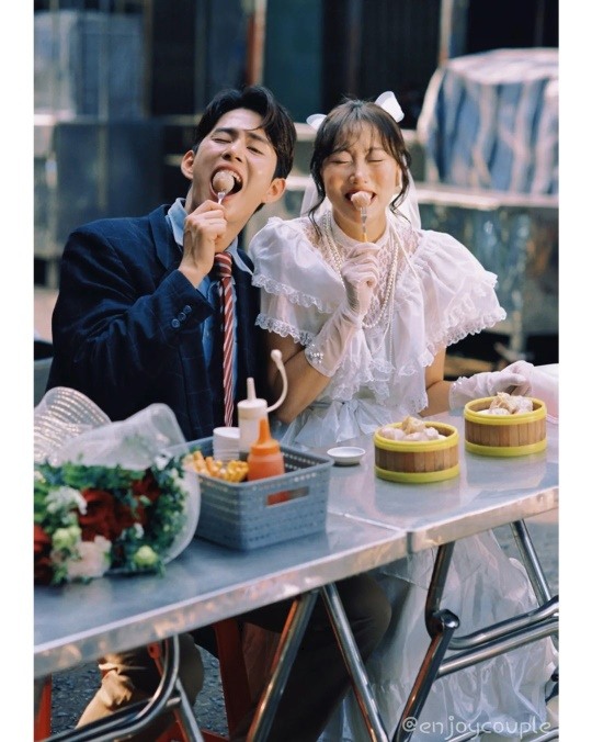 Cặp đôi diễn viên Hàn Quốc tung bộ ảnh cưới độc đáo ở Việt Nam sau màn cầu hôn xúc động gây dậy sóng - Ảnh 5.