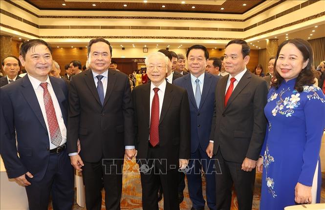 Chùm ảnh: Tổng Bí thư Nguyễn Phú Trọng dự Lễ kỷ niệm 60 năm Chủ tịch Hồ Chí Minh gặp mặt đội ngũ trí thức - Ảnh 2.