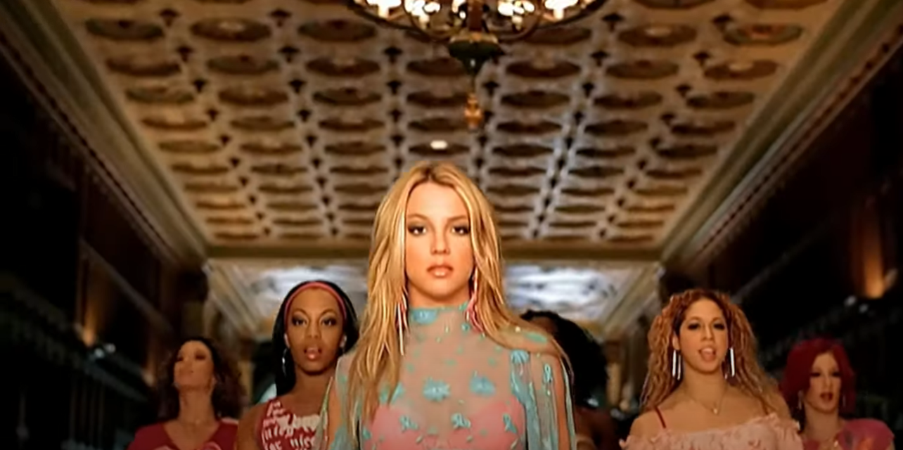 Jisoo (BLACKPINK) sang Mỹ quay MV ở nơi Britney Spears, Taylor Swift từng ghi hình - Ảnh 3.