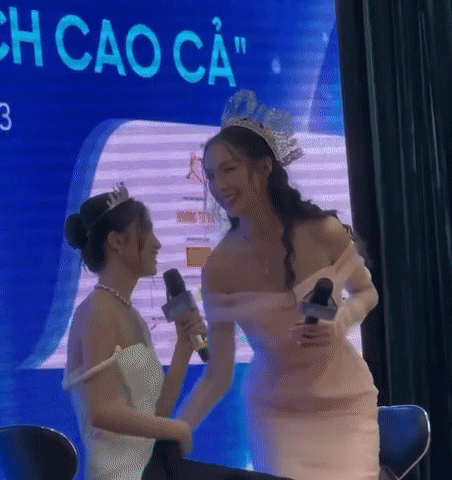 Hoa hậu Bảo Ngọc ẵm điểm 10 tinh tế vì hành động chu đáo với Phương Nhi tại sự kiện - Ảnh 1.