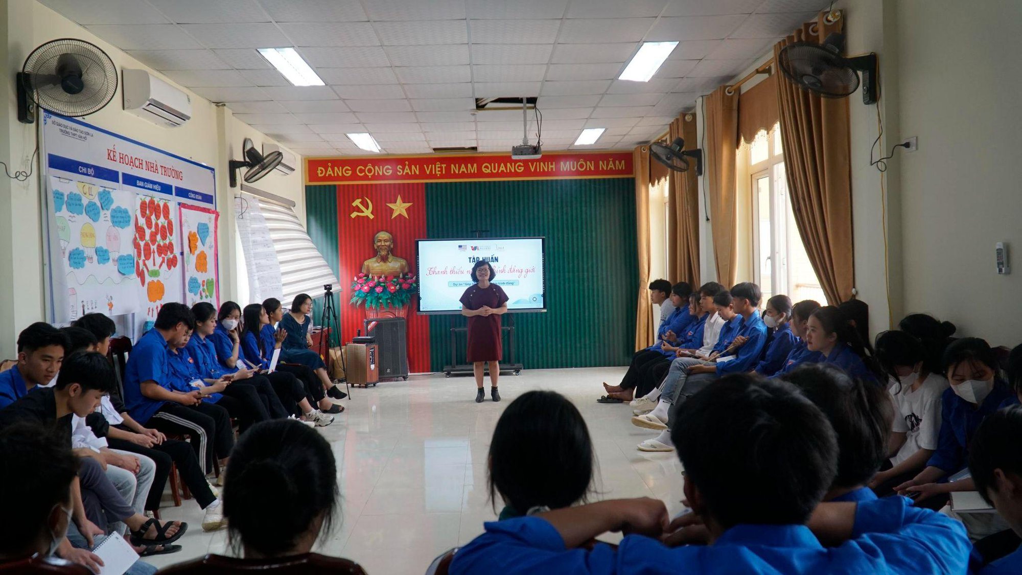 Thanh thiếu niên vùng cao Sơn La tích cực góp tiếng nói bình đẳng - Ảnh 1.