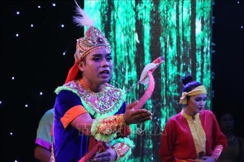 Bảo tồn và phát triển nghệ thuật sân khấu Dù kê Khmer Nam Bộ - Ảnh 4.
