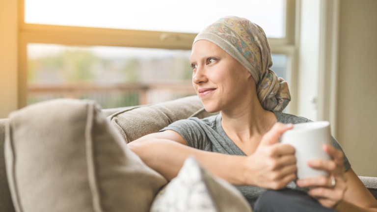 Nhờ một dấu hiệu khi thay đồ, người phụ nữ phát hiện mắc ung thư và hành trình vượt sinh tử - Ảnh 3.