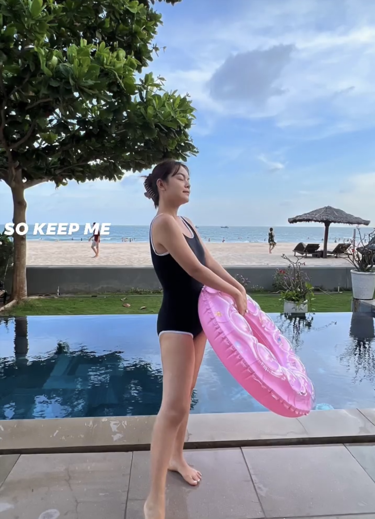 Phạm Quỳnh Anh khoe trọn vóc dáng sau 9 tháng vượt cạn - Ảnh 3.