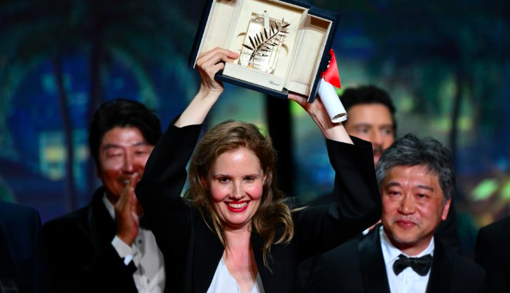 Trần Anh Hùng thắng giải Đạo diễn xuất sắc nhất ở Cannes - Ảnh 3.