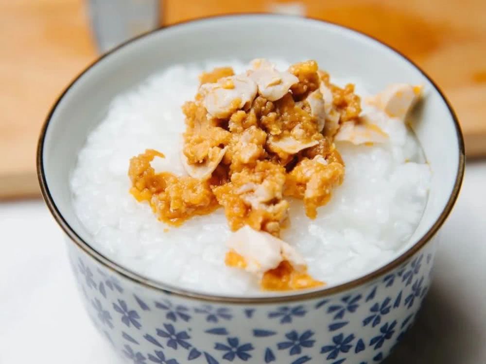Món trứng béo ngậy ở Trung Quốc được nhận xét sánh ngang gạch cua: Muốn ăn ngon phải đem đi nhúng bùn - Ảnh 6.