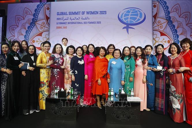 Hình ảnh đoàn Việt Nam tham dự Hội nghị Thượng đỉnh Phụ nữ toàn cầu 2023 - Ảnh 5.