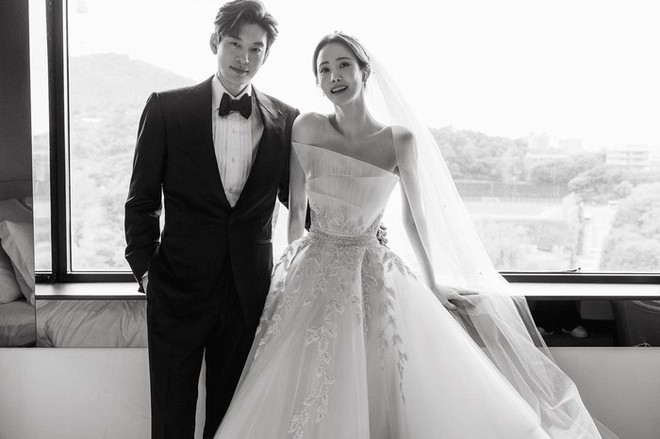 Lee Da Hae - Se7en tặng mỗi khách mời dự hôn lễ mòn quà gần 4 triệu đồng, nhưng có hơn Son Ye Jin - Hyun Bin? - Ảnh 1.
