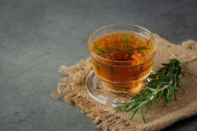 6 lý do nên thêm trà hương thảo vào danh sách thức uống tốt cho sức khỏe trong những tháng hè - Ảnh 5.