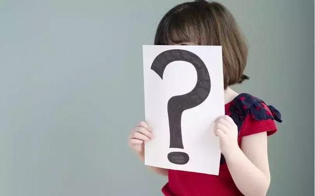 Con gái 8 tuổi hỏi một câu &quot;nhạy cảm&quot;, 8 câu trả lời cho thấy cách dạy con khác biệt - Ảnh 1.