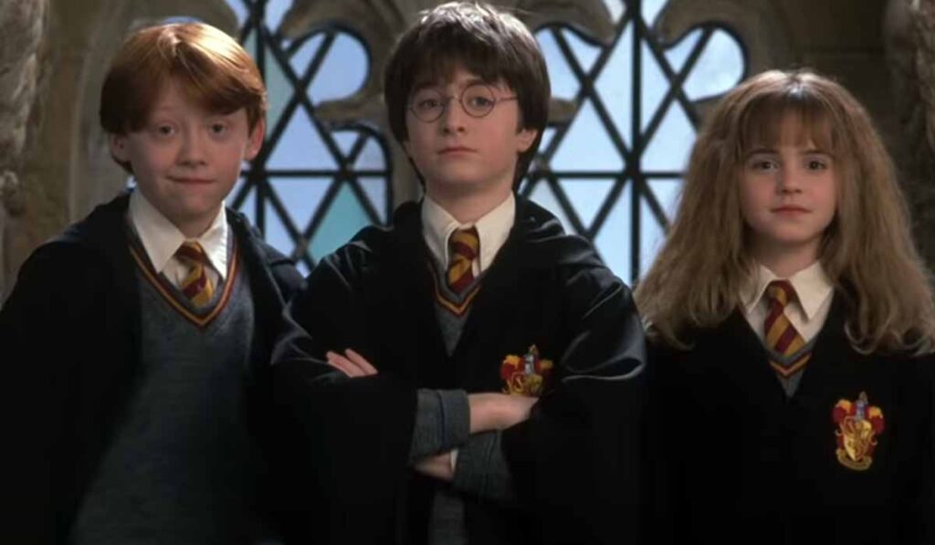 Dàn nhân vật Harry Potter phiên bản độc lạ nhất châu Á, nhan sắc nam chính khác hoàn toàn bản gốc - Ảnh 1.