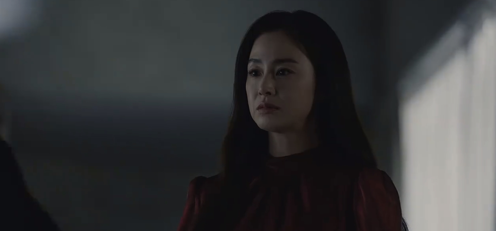 Khu Vườn Dối Trá tập kế cuối gây bất ngờ ở cảnh kết, khán giả &quot;choáng&quot; trước hành động của Kim Tae Hee - Ảnh 6.