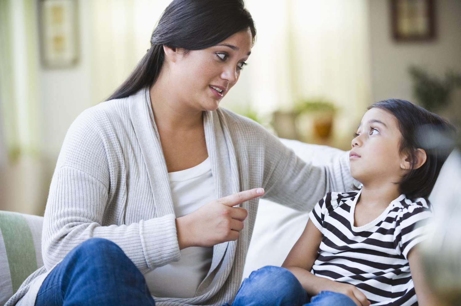 Tại sao cha mẹ la hét lại không hiệu quả trong việc dạy con cái? - Ảnh 3.