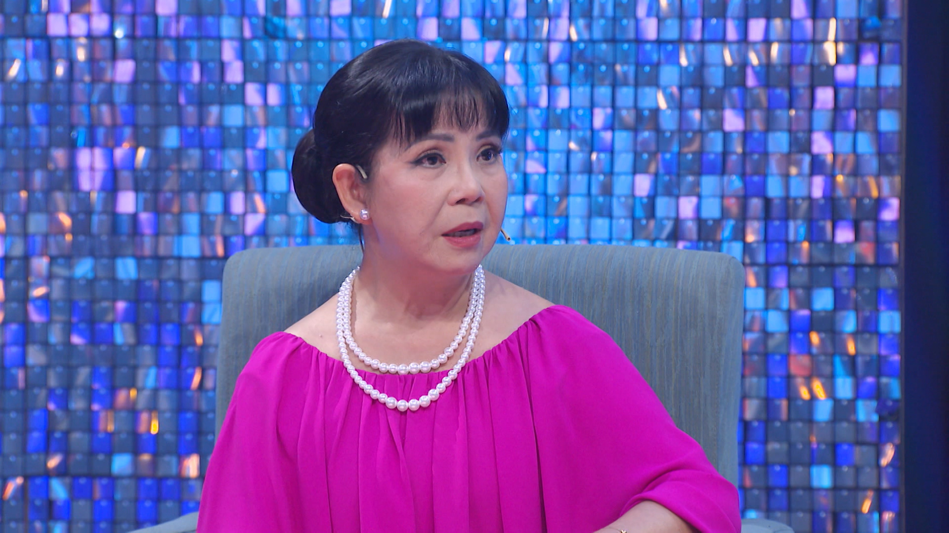 Danh ca Phng Dung tui 79: "8 ngi con u khng mun ti i ht na"