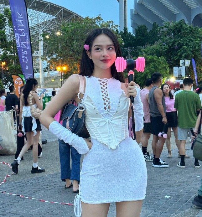 outfit đi concert BP - Ảnh 11.