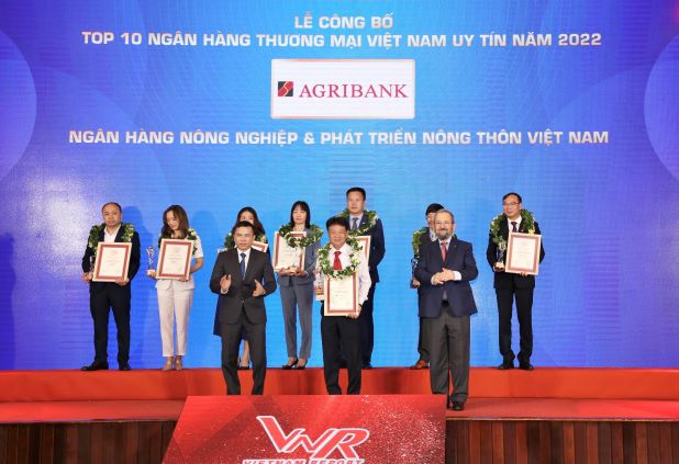 Agribank khẳng định thương hiệu bằng những Giải thưởng uy tín - Ảnh 1.