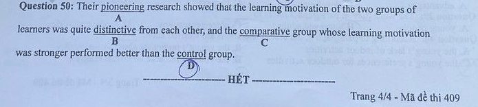 Bộ GD&ĐT chính thức điều chính đáp án môn tiếng Anh, cả &quot;comparative&quot; và &quot;distinctive&quot; đều đúng! - Ảnh 1.