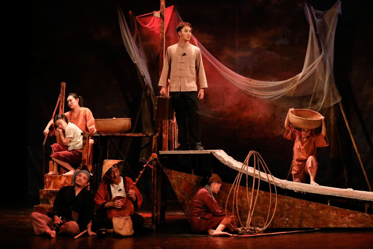 Loạt tác phẩm của Lưu Quang Vũ trên sân khấu Nhà hát Tuổi trẻ - Ảnh 3.
