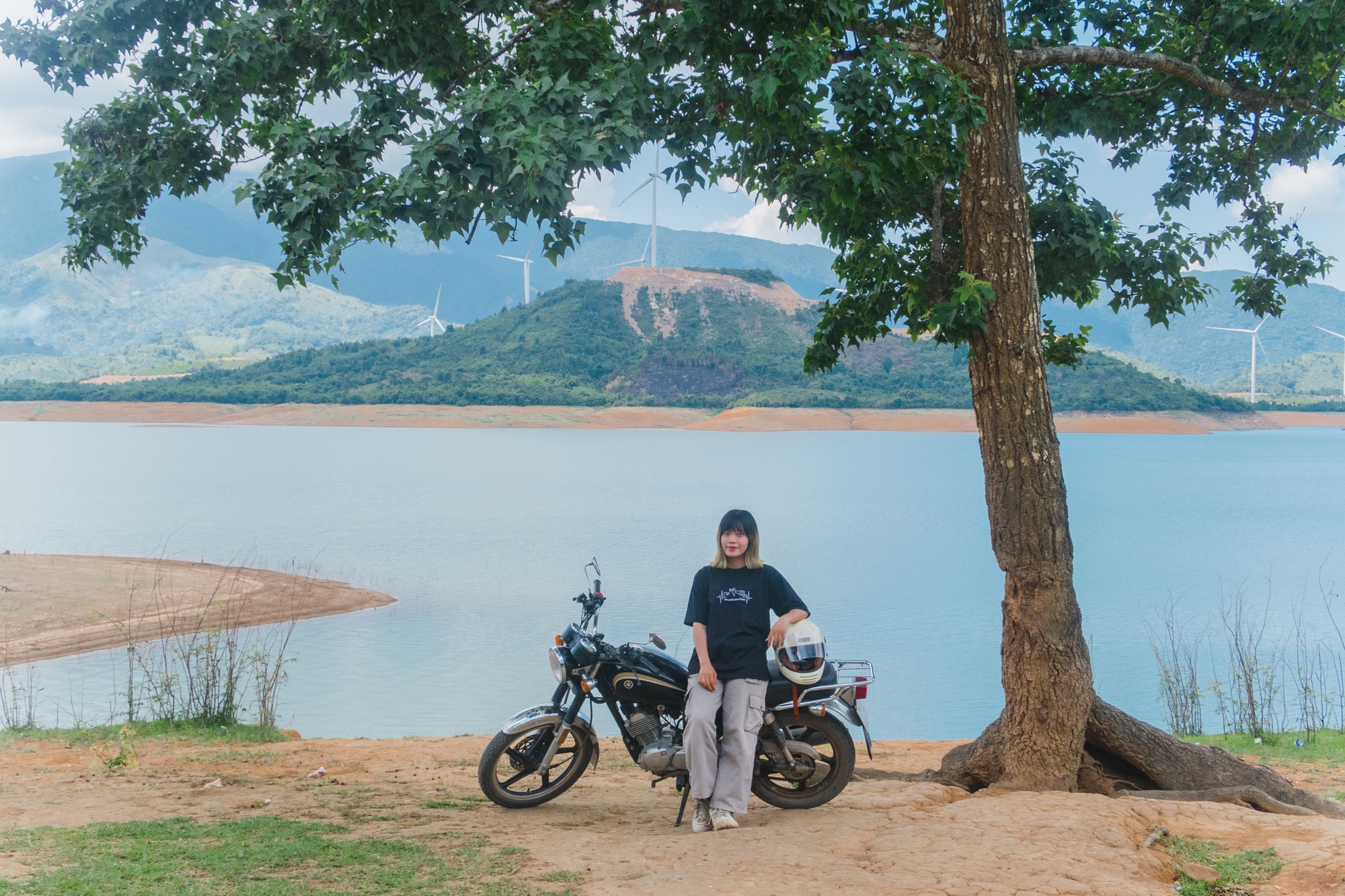 Đón tuổi 25, nàng GenZ quyết định thực hiện chuyến đi để đời: Phượt xe máy xuyên Việt một mình - Ảnh 12.