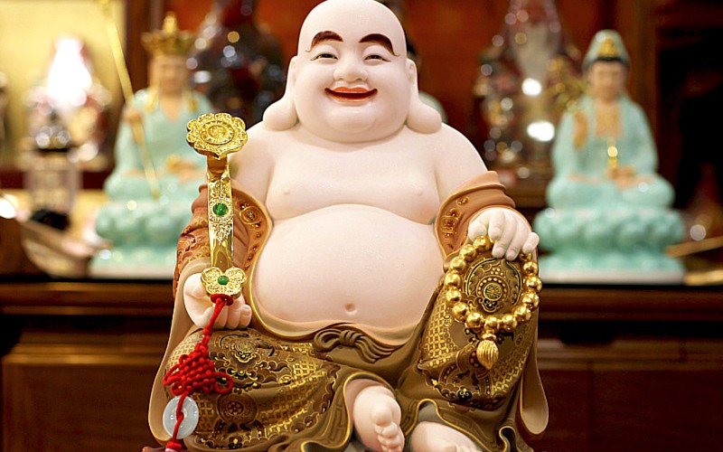 Đặt tượng Phật Di Lặc trong nhà thế nào cho đúng phong thủy?
