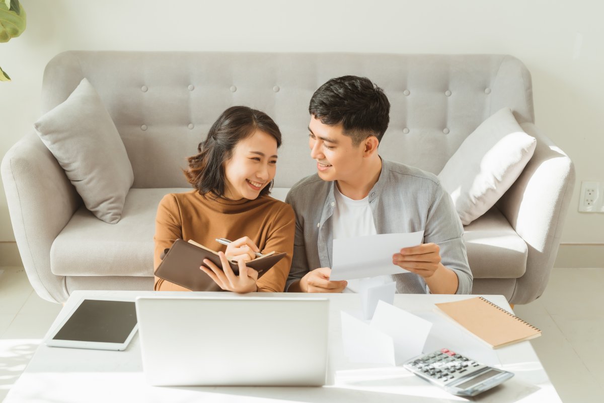 3 điều cần biết về việc quản lý tài chính dành cho các cặp đôi khi quyết định sống chung - Ảnh 1.