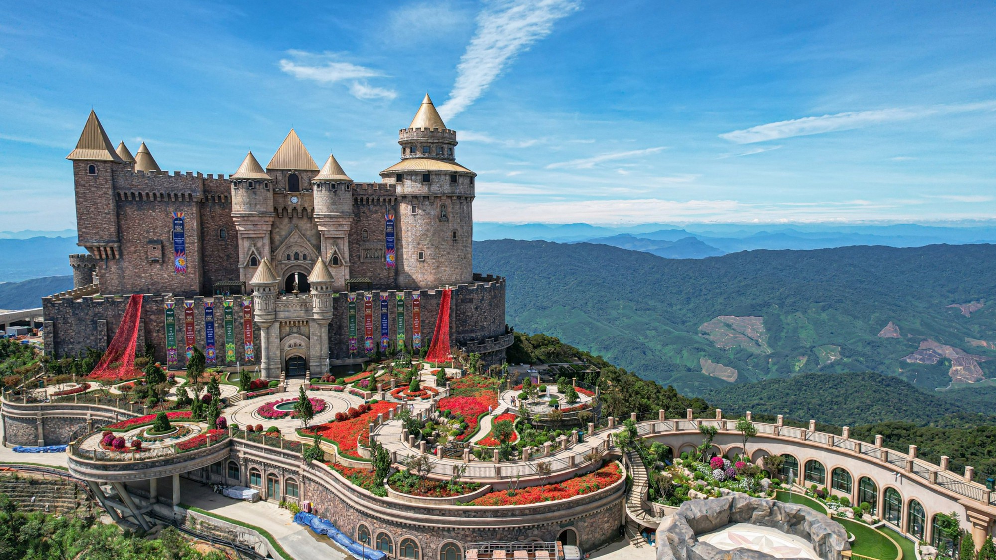 Du lịch tại Sun World Ba Na Hills 