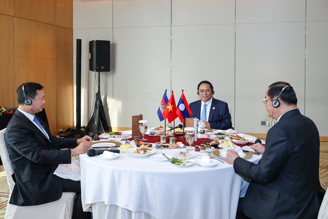 Hoạt động của Thủ tướng Phạm Minh Chính tại Hội nghị Cấp cao ASEAN 43 - Ảnh 7.